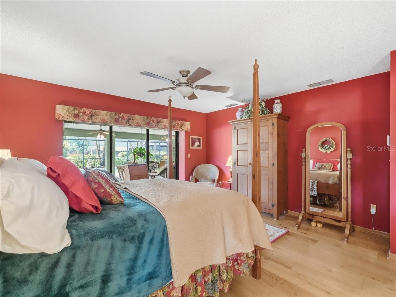5046 BARROWE DR, TAMPA, FL, 33624