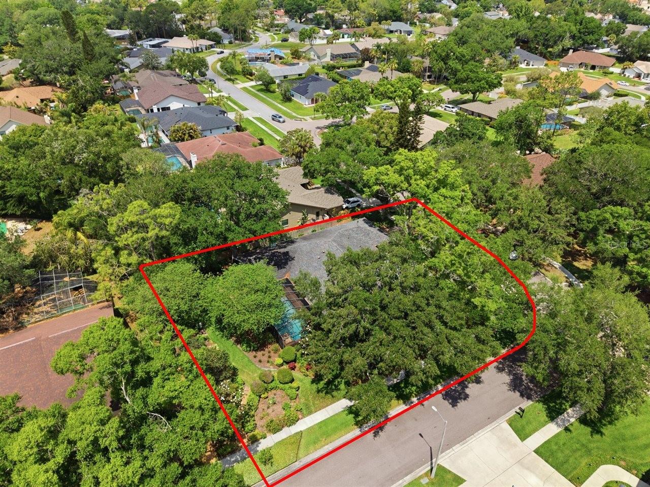 5046 BARROWE DR, TAMPA, FL, 33624