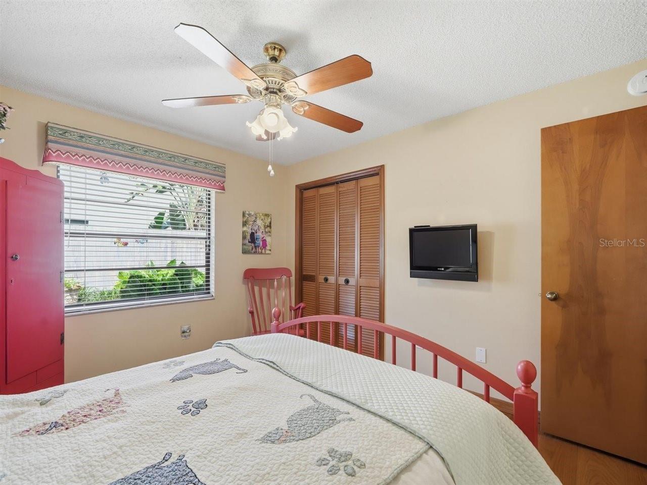 5046 BARROWE DR, TAMPA, FL, 33624