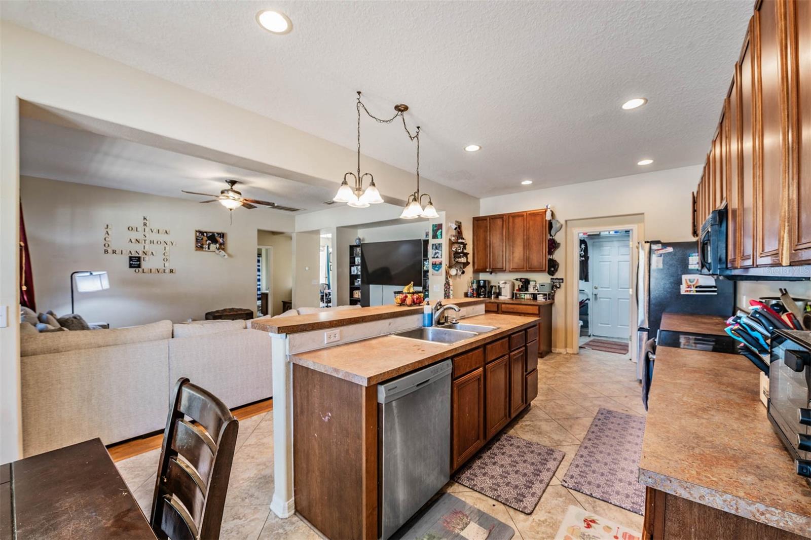 10945 SUBTLE TRAIL DR, RIVERVIEW, FL, 33569