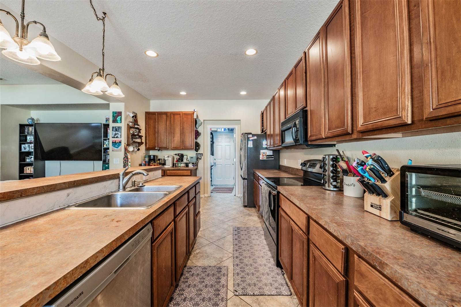 10945 SUBTLE TRAIL DR, RIVERVIEW, FL, 33569