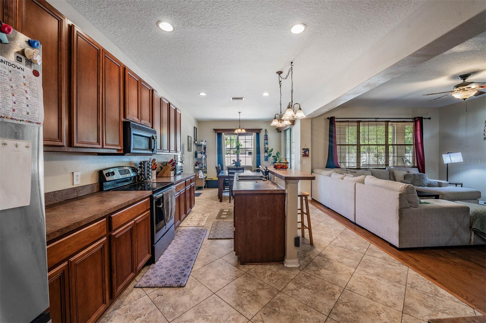 10945 SUBTLE TRAIL DR, RIVERVIEW, FL, 33569