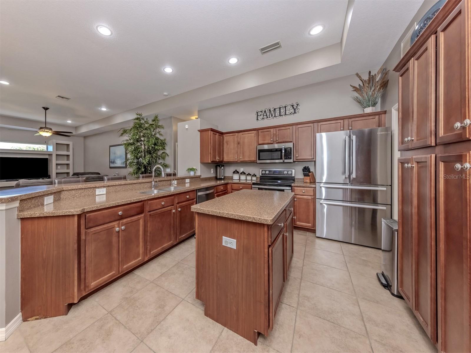 8140 260TH ST E, MYAKKA CITY, FL, 34251