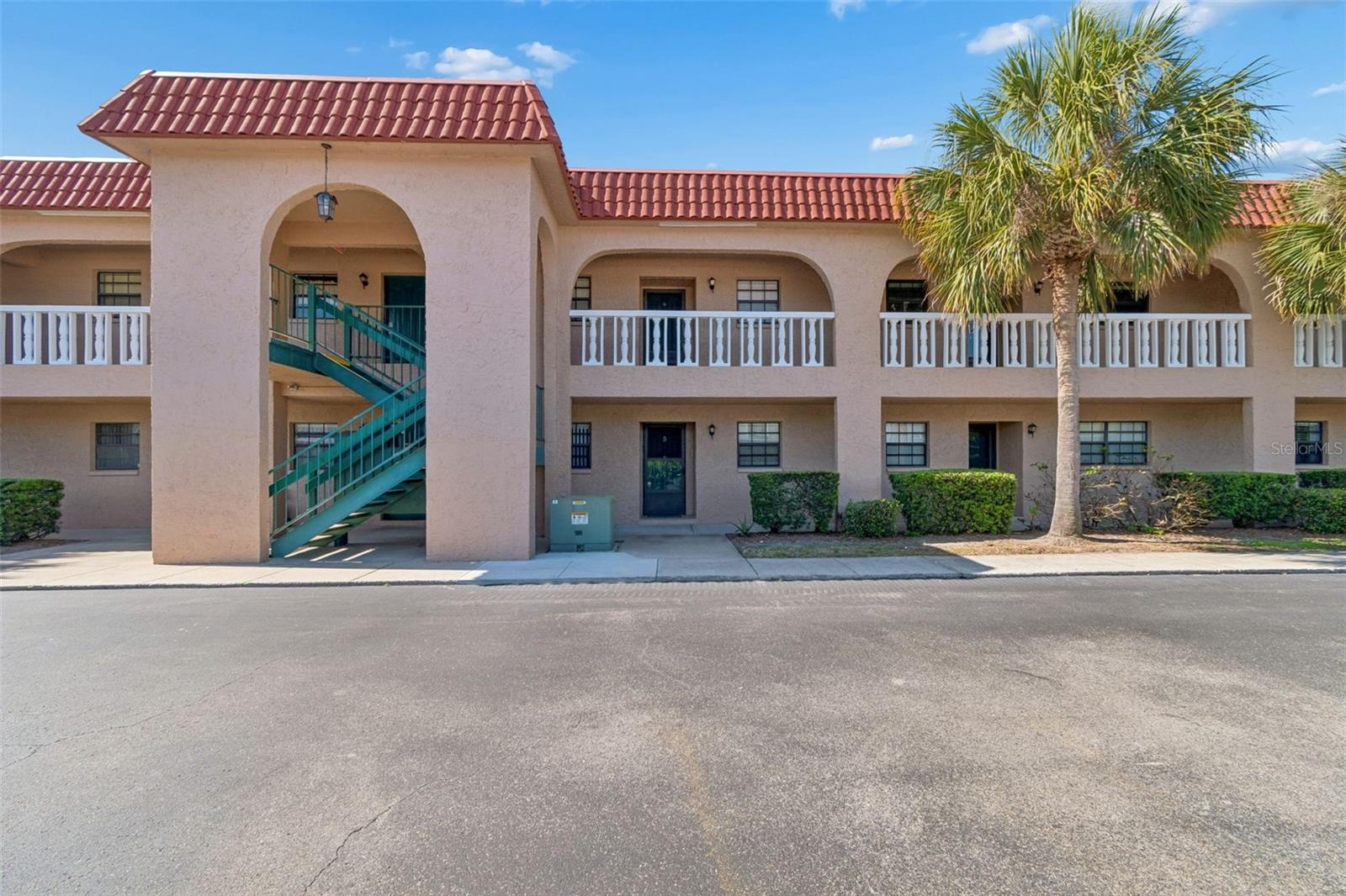 1750 BELLEAIR FOREST DR #A5, BELLEAIR, FL, 33756