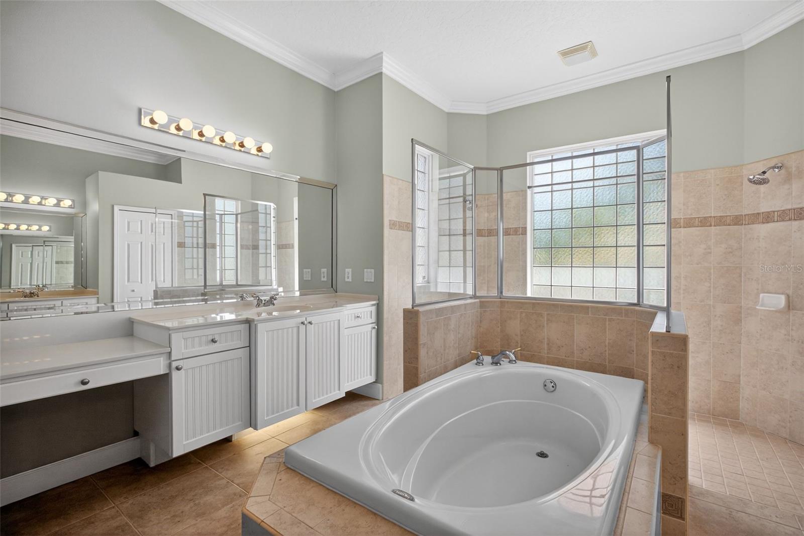 650 HIGH POINT CT, MERRITT ISLAND, FL, 32952