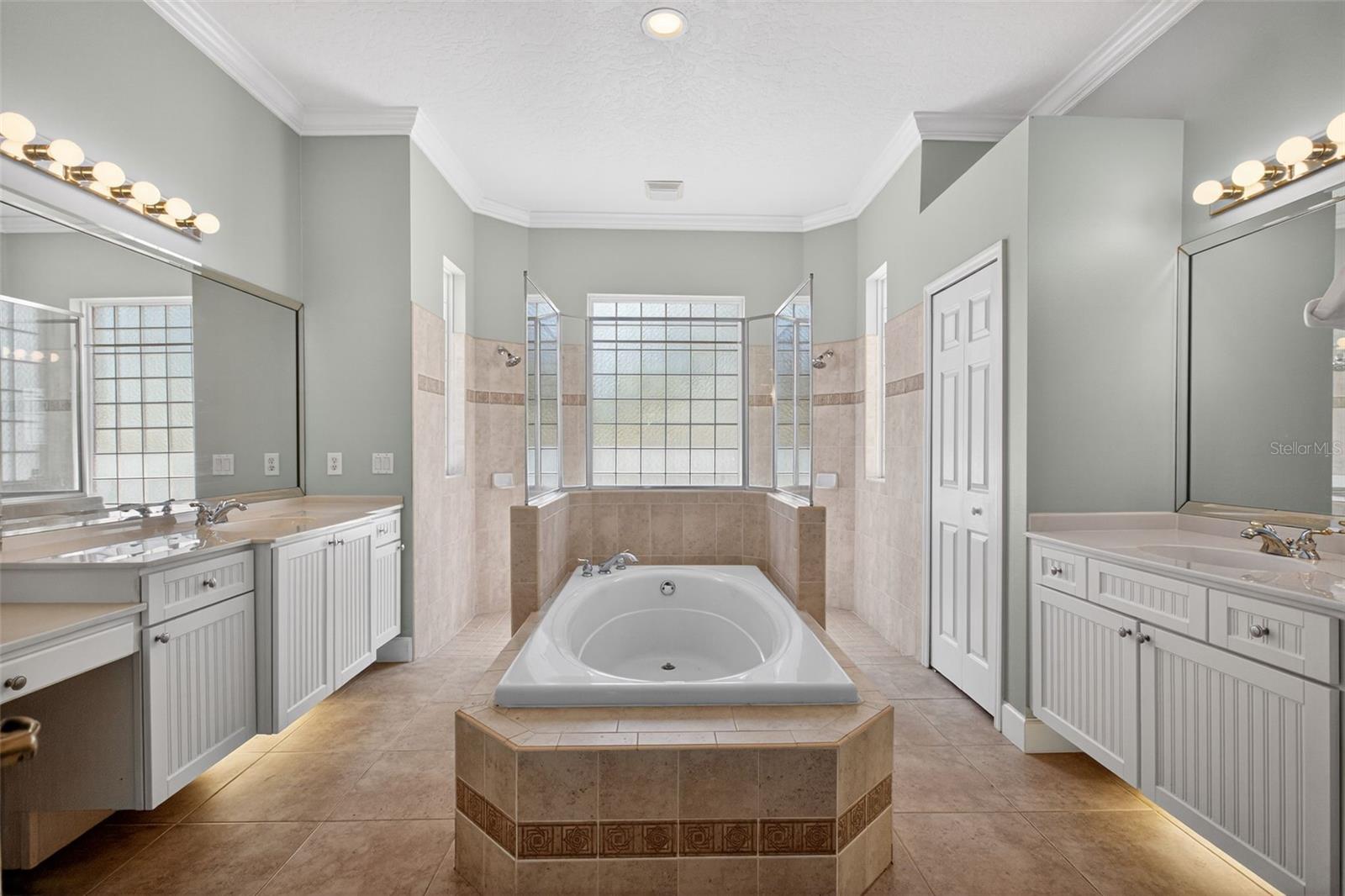 650 HIGH POINT CT, MERRITT ISLAND, FL, 32952