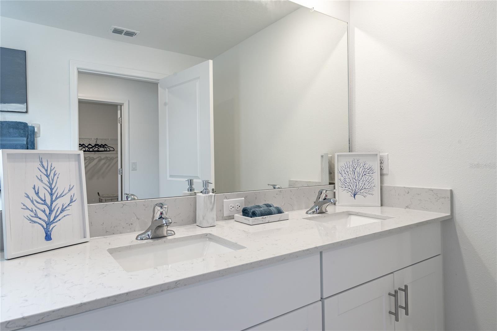 5095 CAPRI HARBOR DR, WIMAUMA, FL, 33598