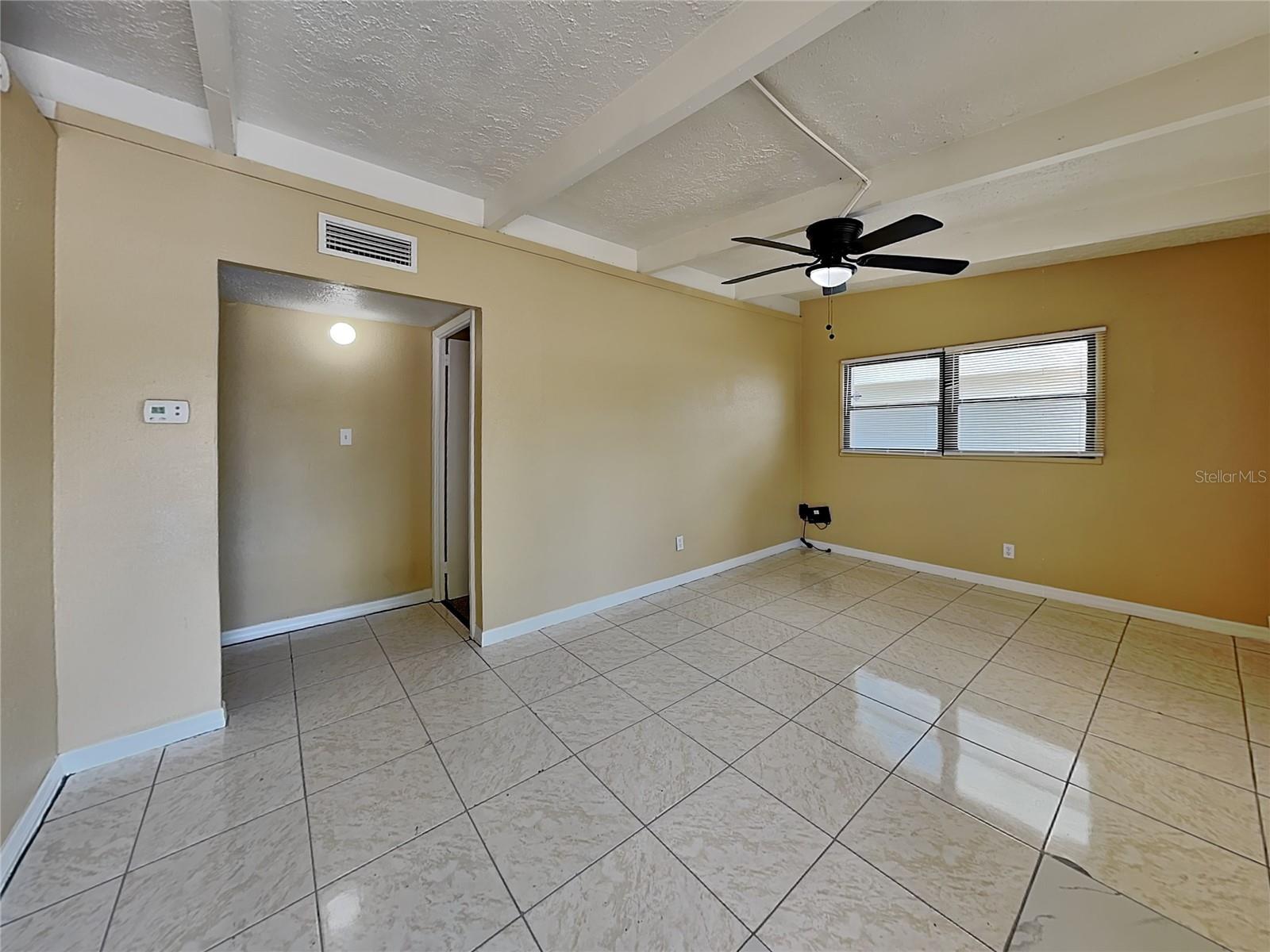 8403 LIBBY LN, TAMPA, FL, 33619