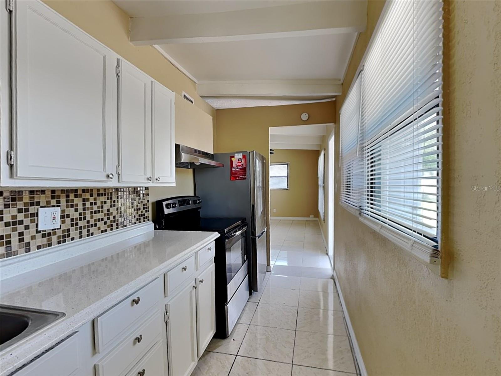 8403 LIBBY LN, TAMPA, FL, 33619