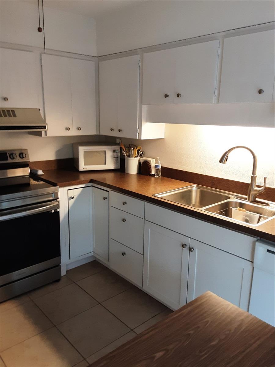 4423 PELORUS DR #B, NEW PORT RICHEY, FL, 34652