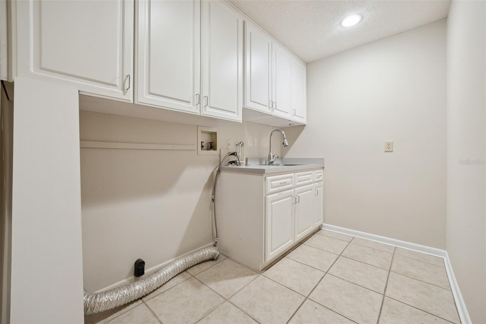 424 KNOLL TREE LN, APOPKA, FL, 32712
