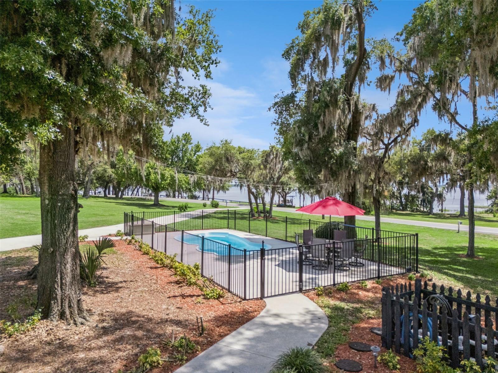 10400 LAKE LOUISA RD, CLERMONT, FL, 34711