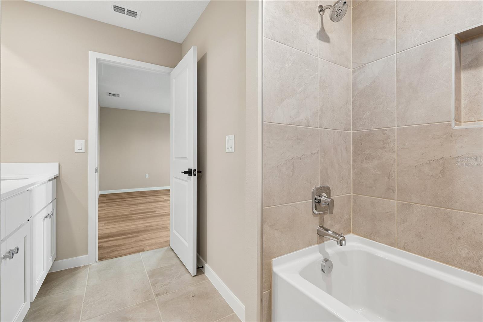 90 SPRINGWOOD DR, PALM COAST, FL, 32137