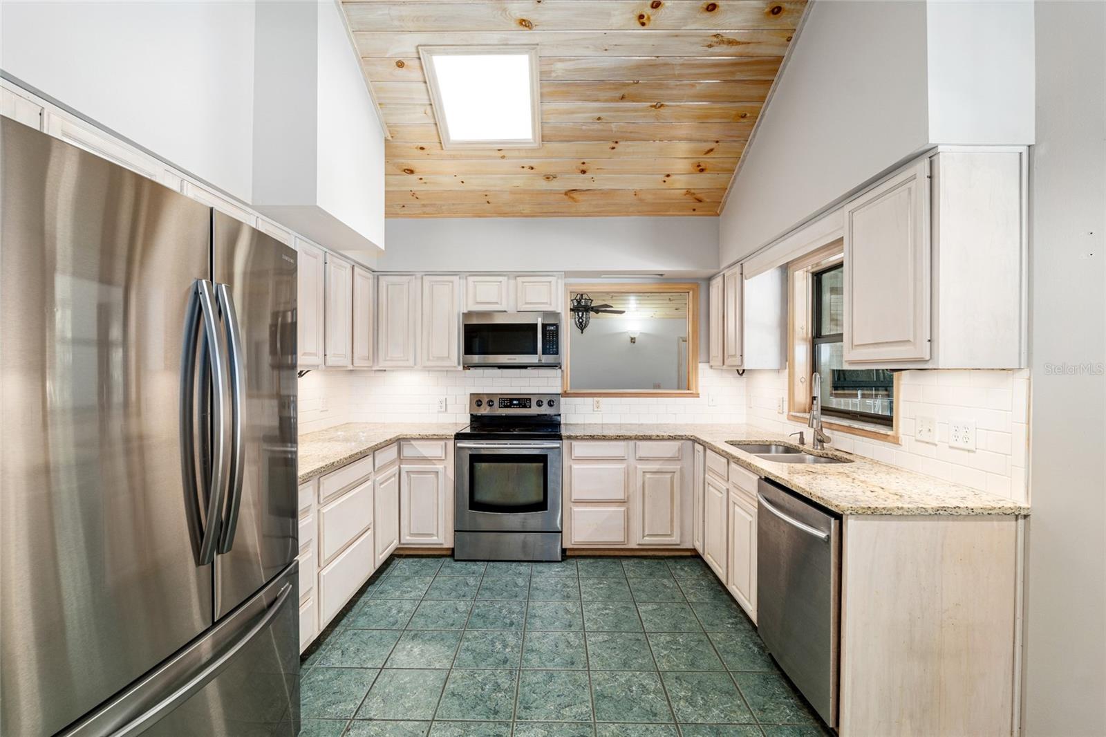 2023 SW 76TH TER, GAINESVILLE, FL, 32607