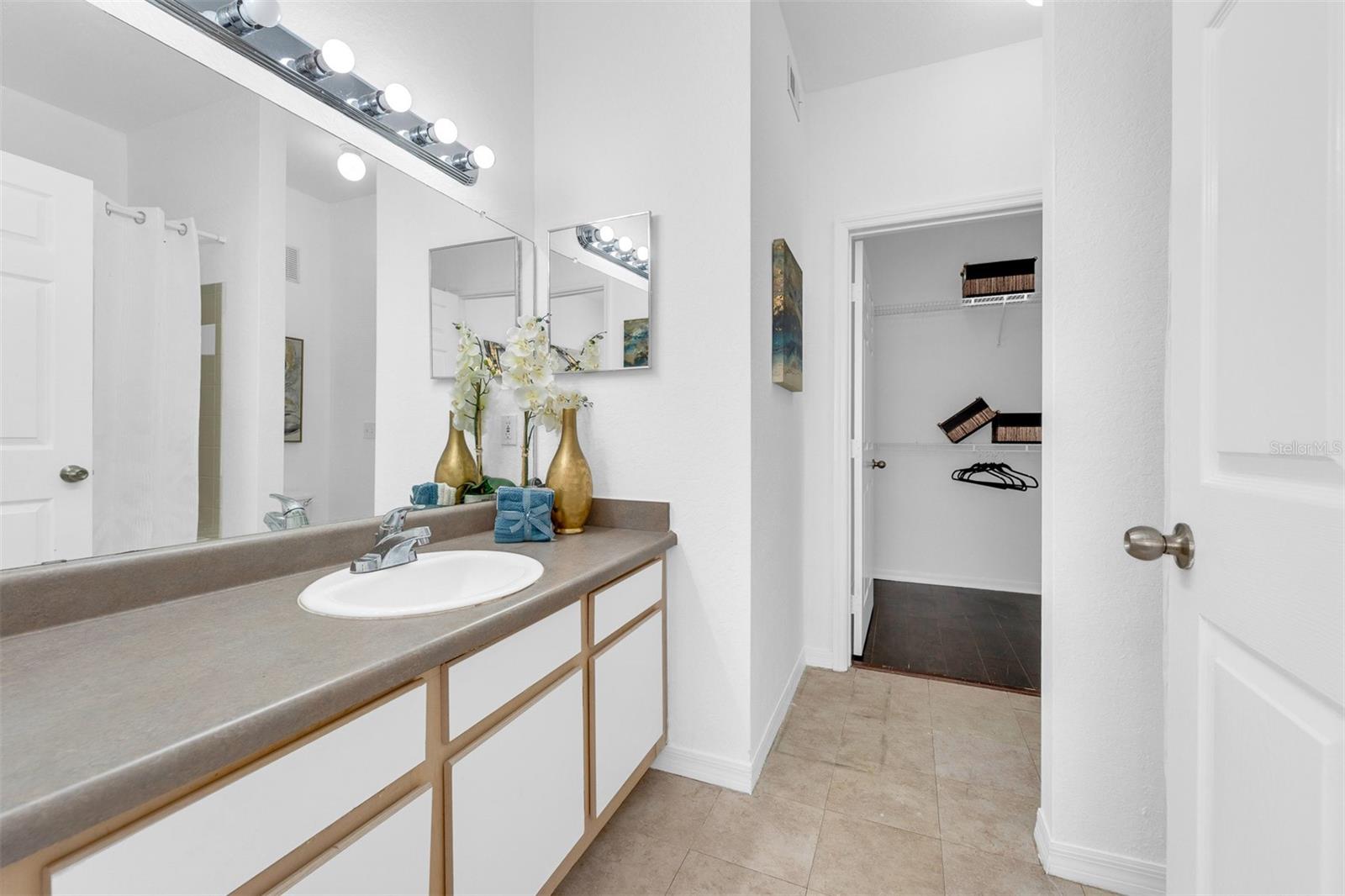 5975 WESTGATE DR #1112, ORLANDO, FL, 32835