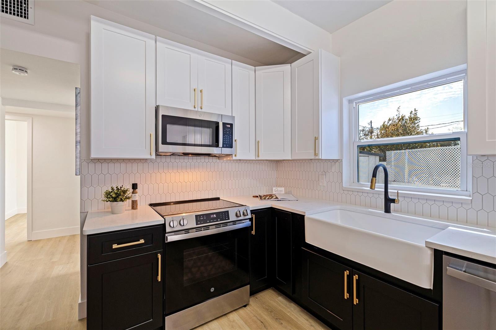 1235 45TH ST N, ST PETERSBURG, FL, 33713