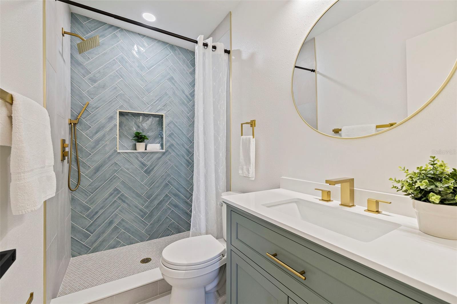 1235 45TH ST N, ST PETERSBURG, FL, 33713