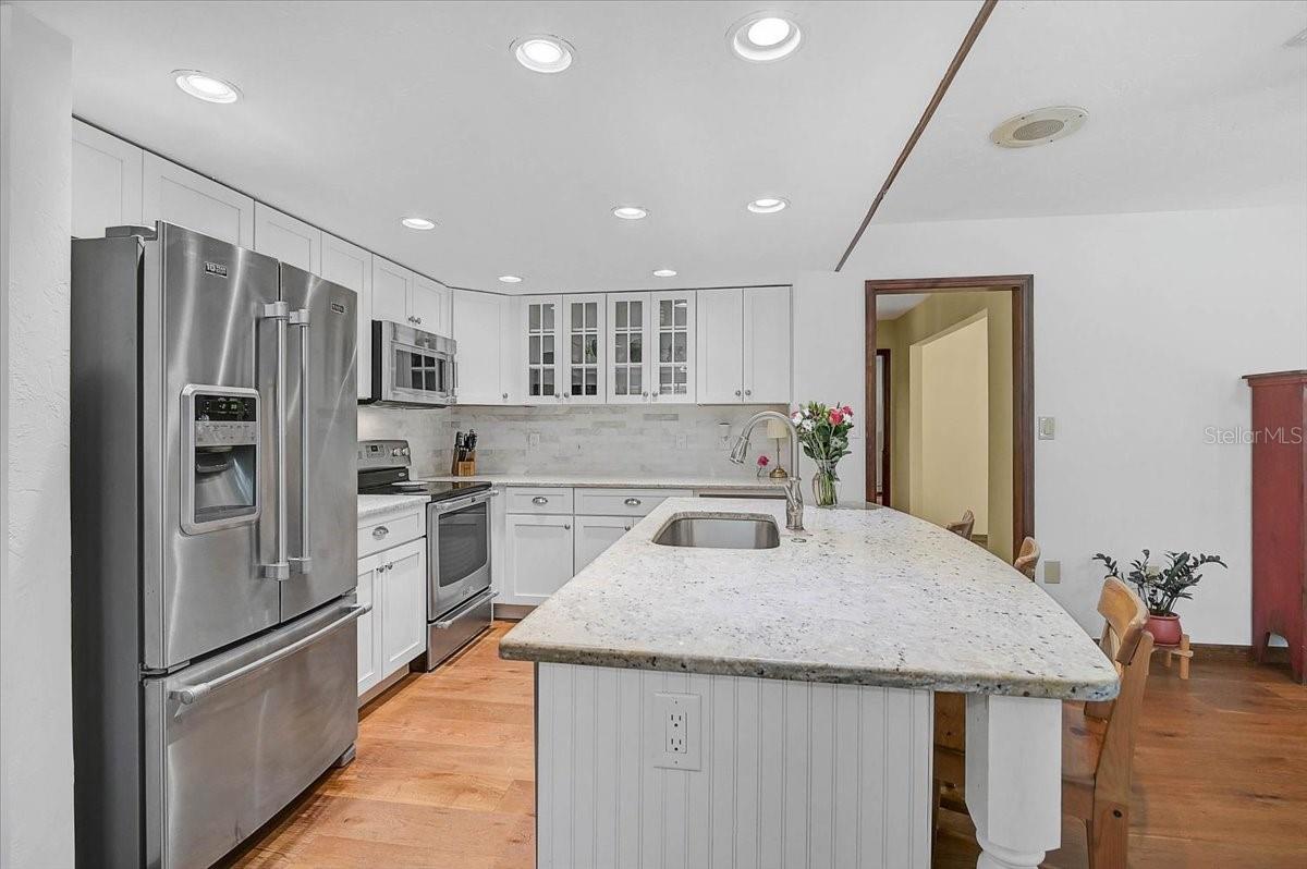 3328 TOBERO LN, SARASOTA, FL, 34235