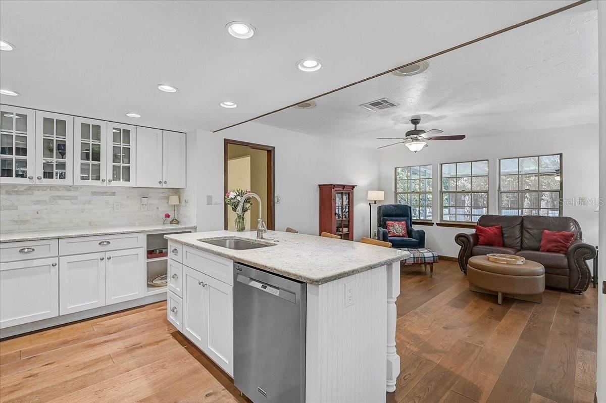 3328 TOBERO LN, SARASOTA, FL, 34235