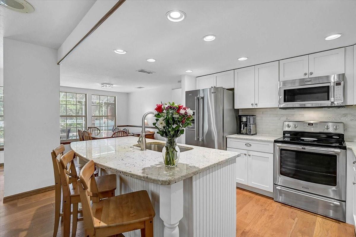 3328 TOBERO LN, SARASOTA, FL, 34235