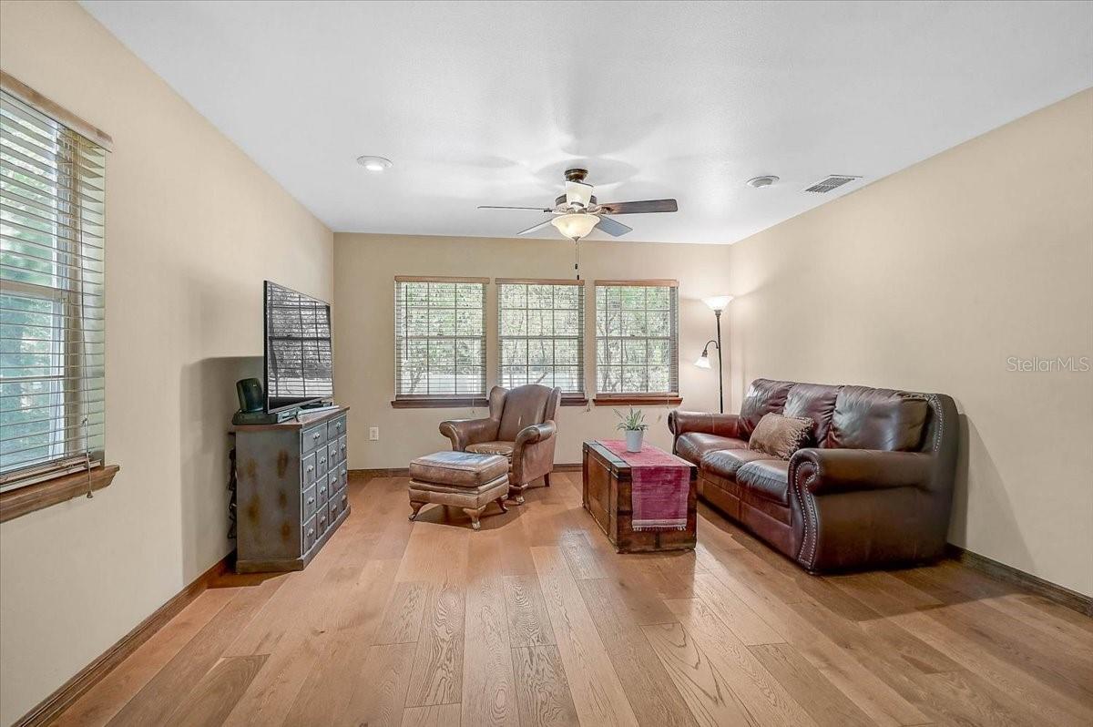 3328 TOBERO LN, SARASOTA, FL, 34235