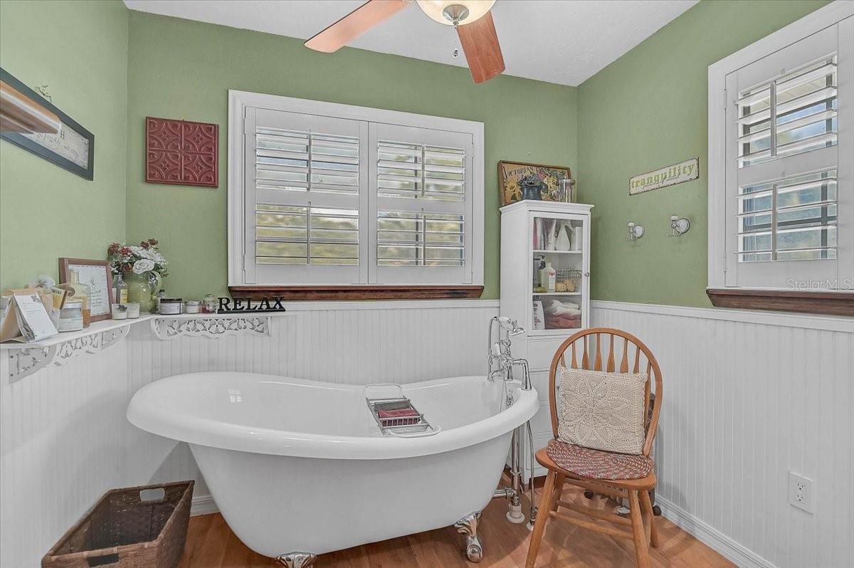 3328 TOBERO LN, SARASOTA, FL, 34235