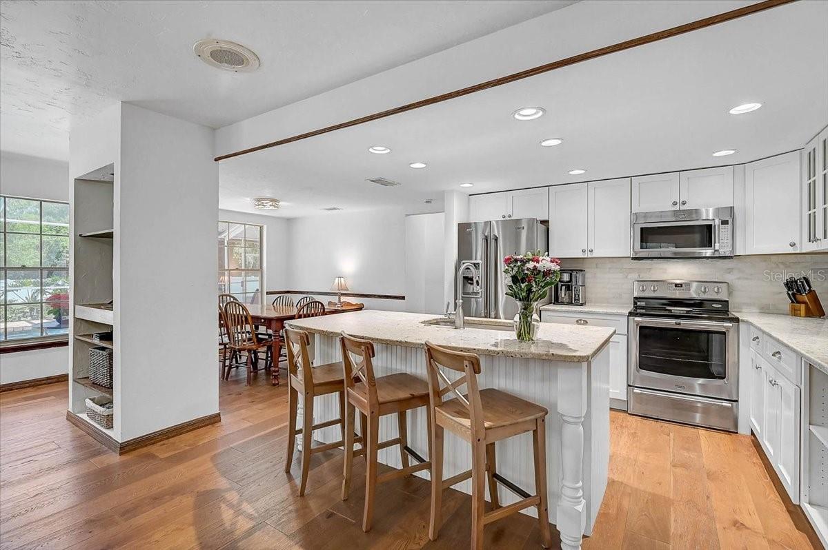 3328 TOBERO LN, SARASOTA, FL, 34235