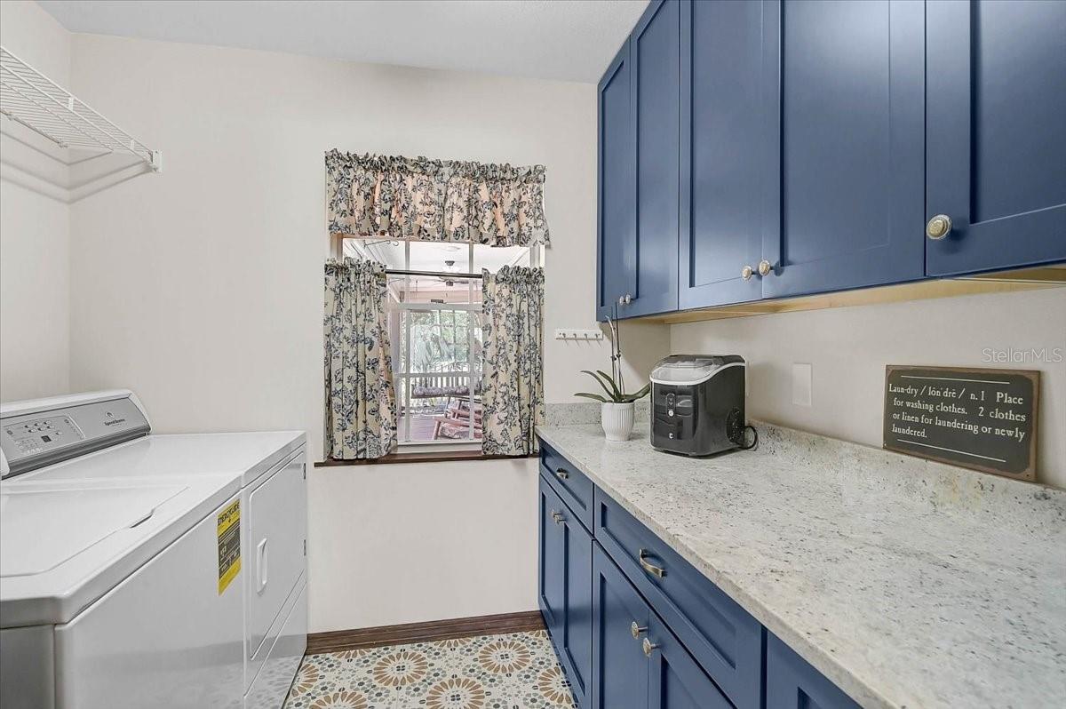 3328 TOBERO LN, SARASOTA, FL, 34235