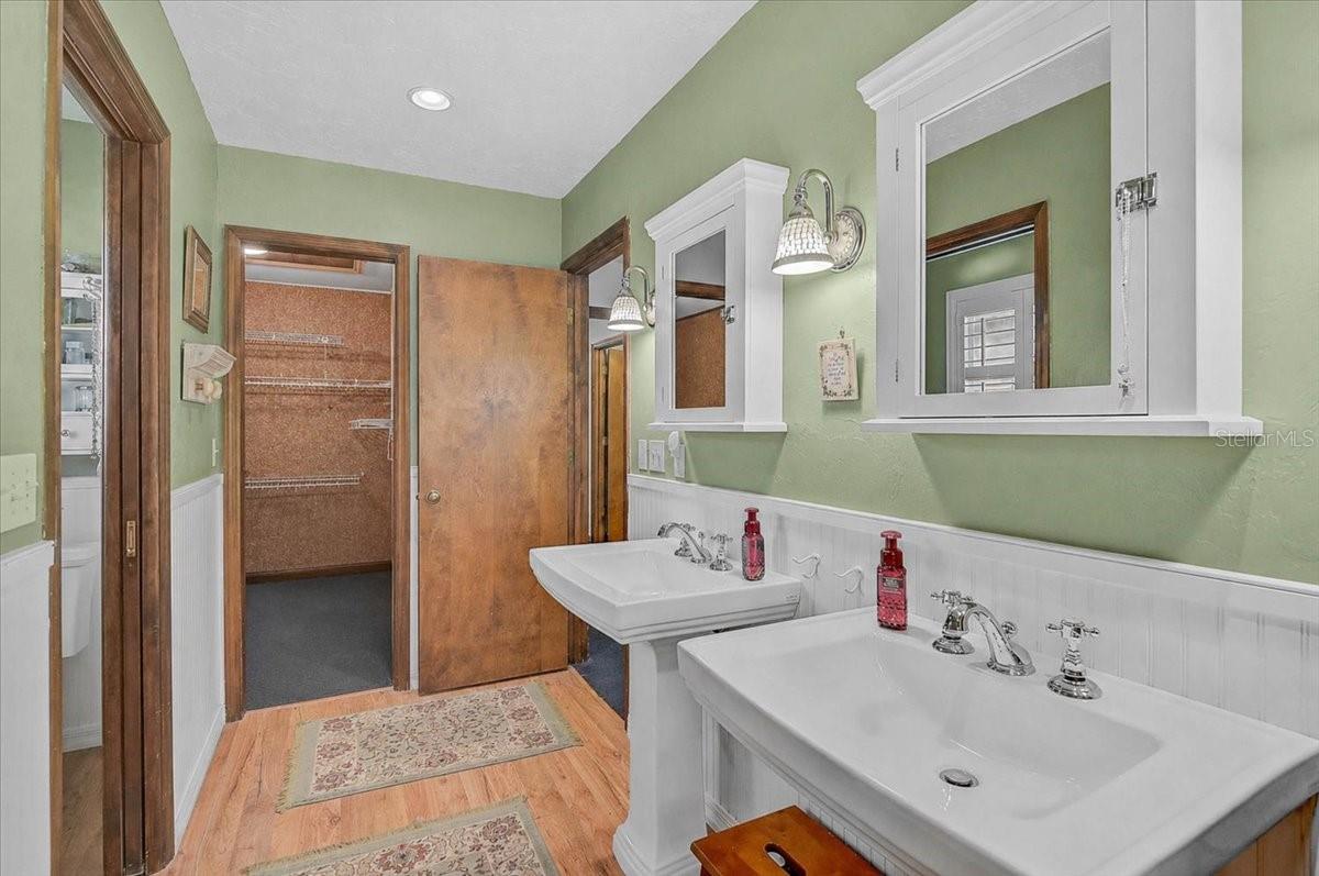 3328 TOBERO LN, SARASOTA, FL, 34235