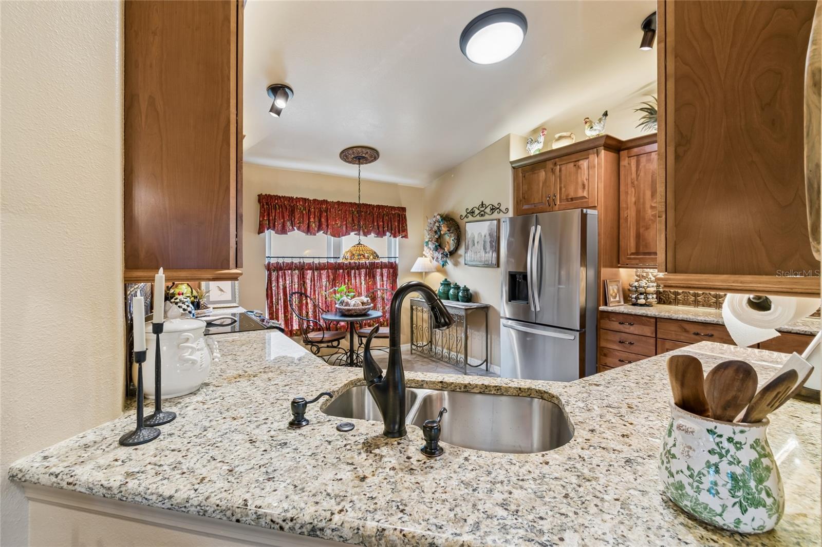 800 VINEYARD WAY, POINCIANA, FL, 34759