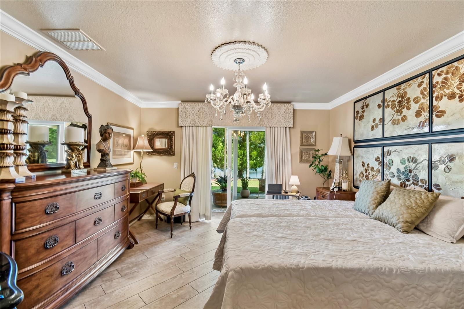 800 VINEYARD WAY, POINCIANA, FL, 34759