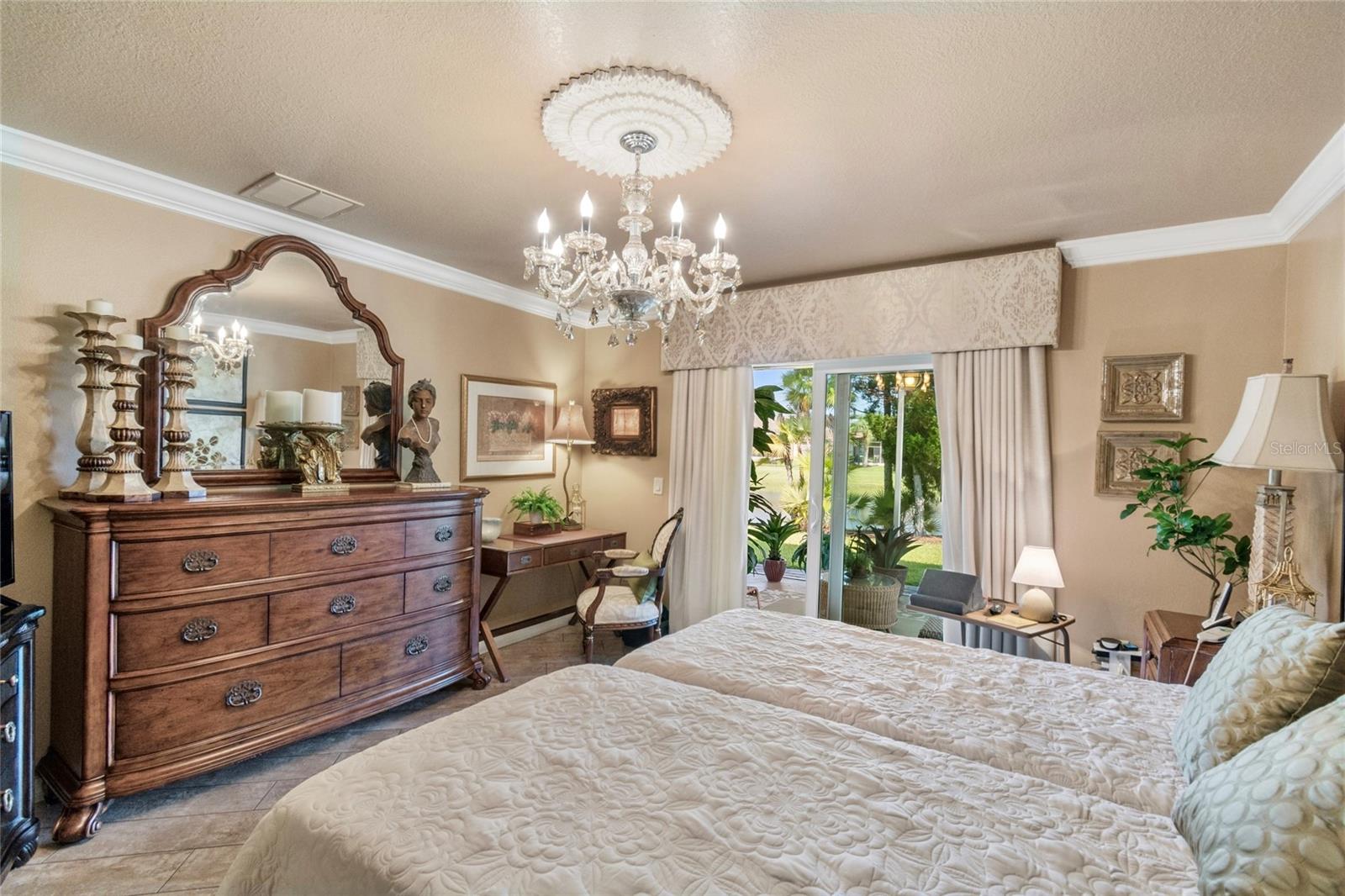 800 VINEYARD WAY, POINCIANA, FL, 34759