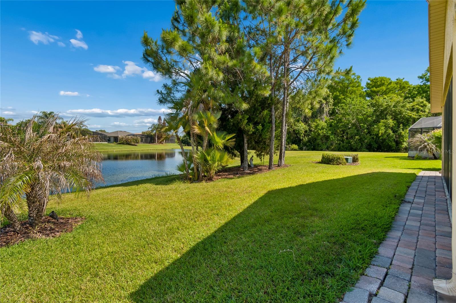 800 VINEYARD WAY, POINCIANA, FL, 34759