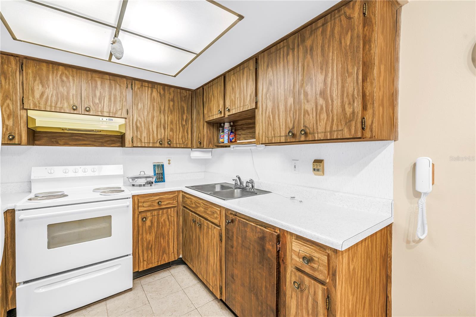 2740 HIGHLANDS BLVD #B, PALM HARBOR, FL, 34684