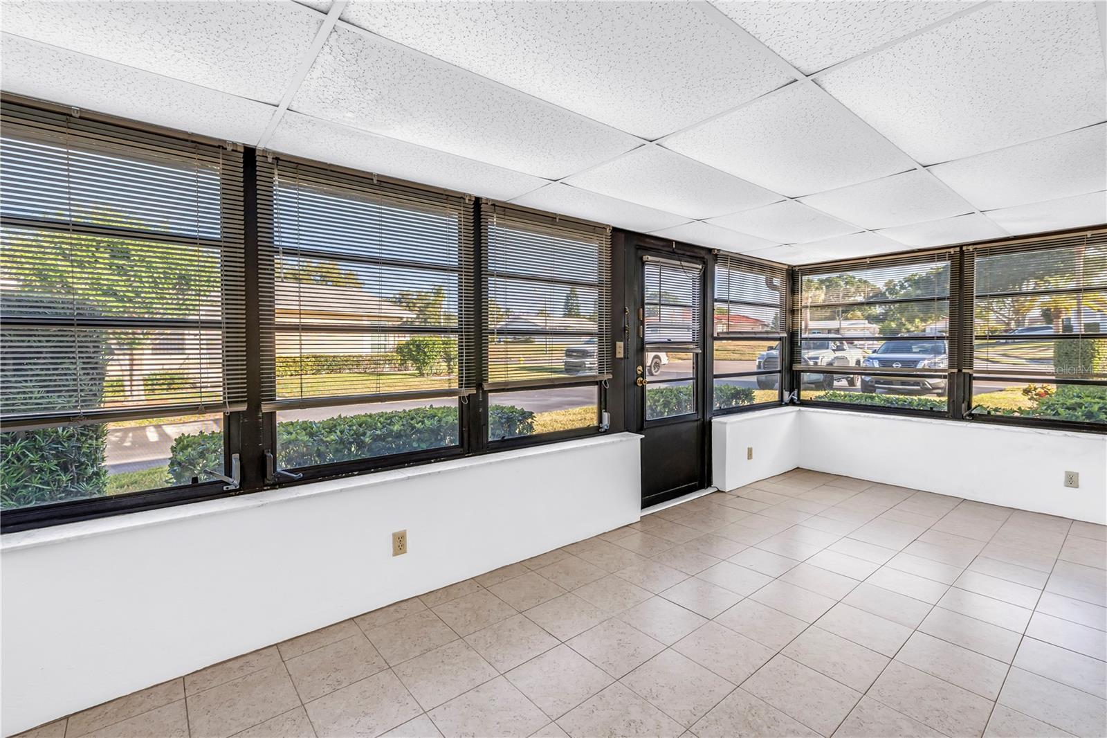 2740 HIGHLANDS BLVD #B, PALM HARBOR, FL, 34684