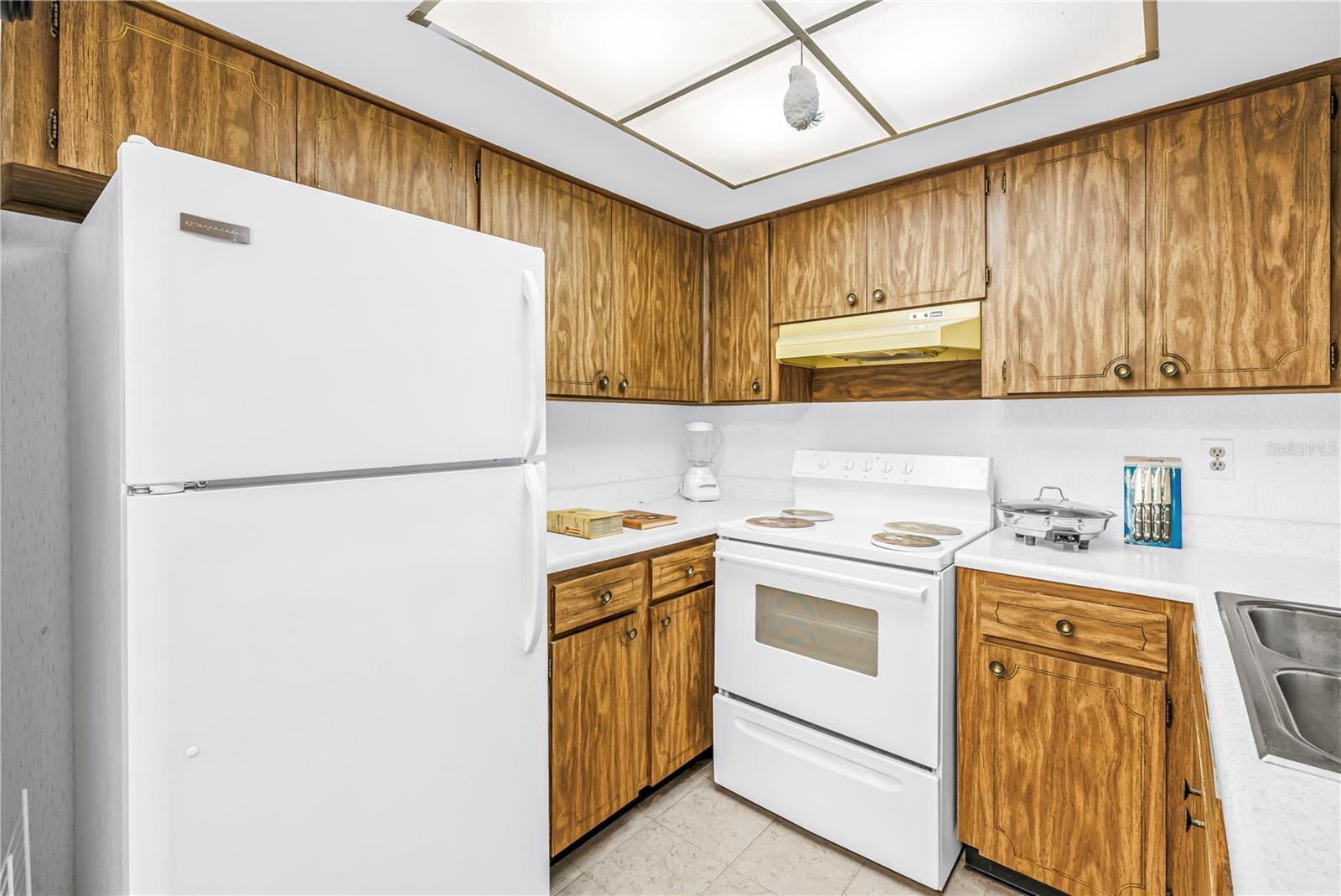 2740 HIGHLANDS BLVD #B, PALM HARBOR, FL, 34684