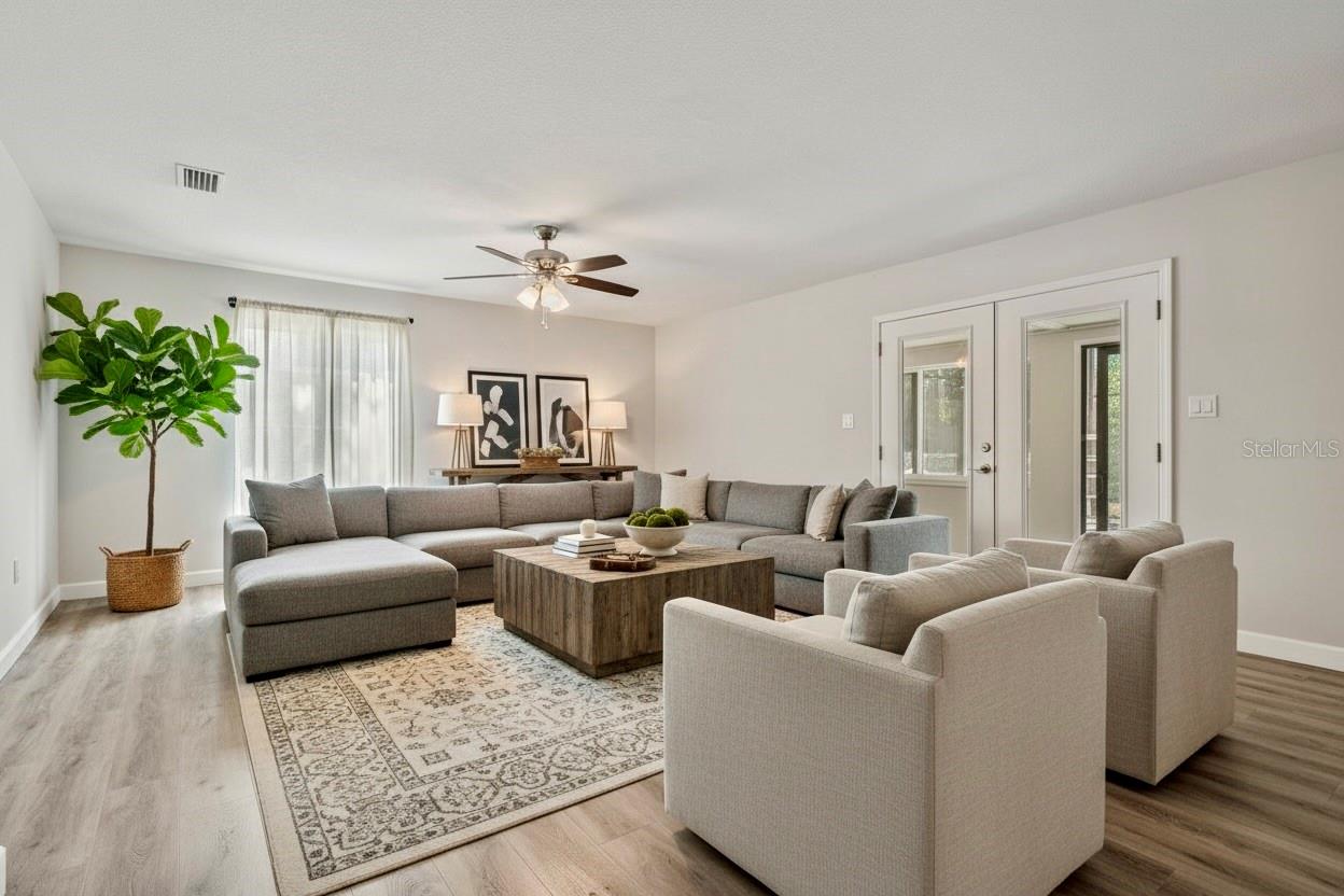 3304 MORAN RD, TAMPA, FL, 33618