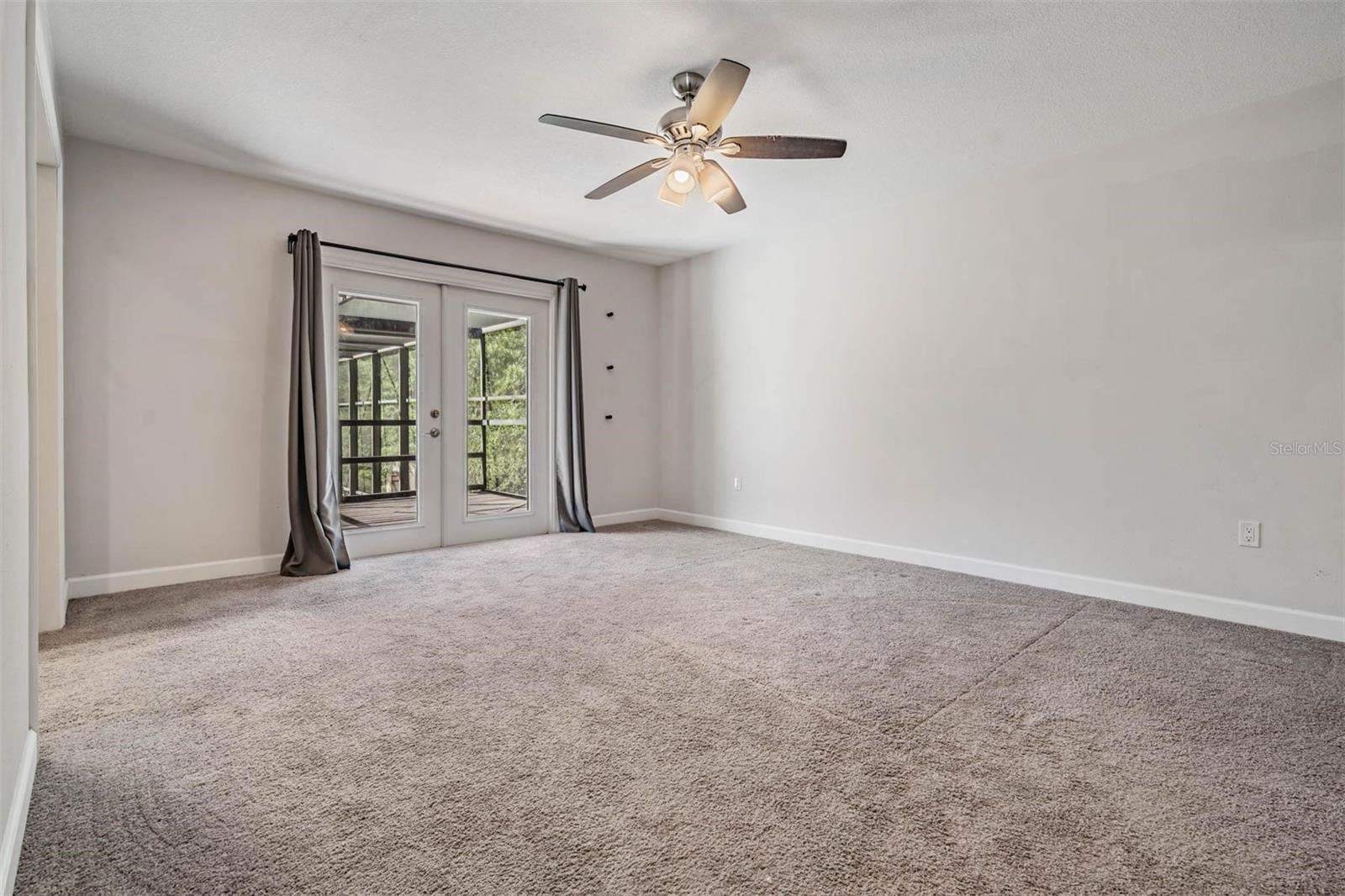 3304 MORAN RD, TAMPA, FL, 33618