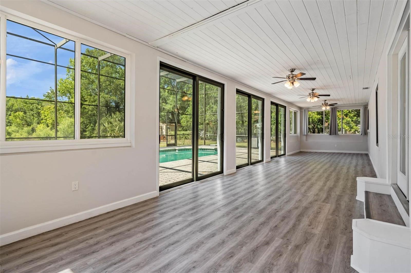 3304 MORAN RD, TAMPA, FL, 33618