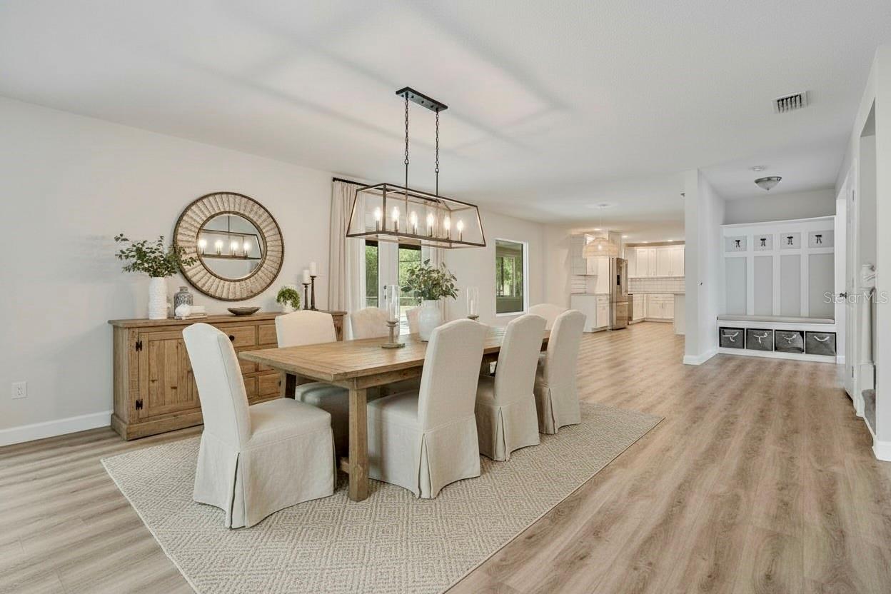 3304 MORAN RD, TAMPA, FL, 33618