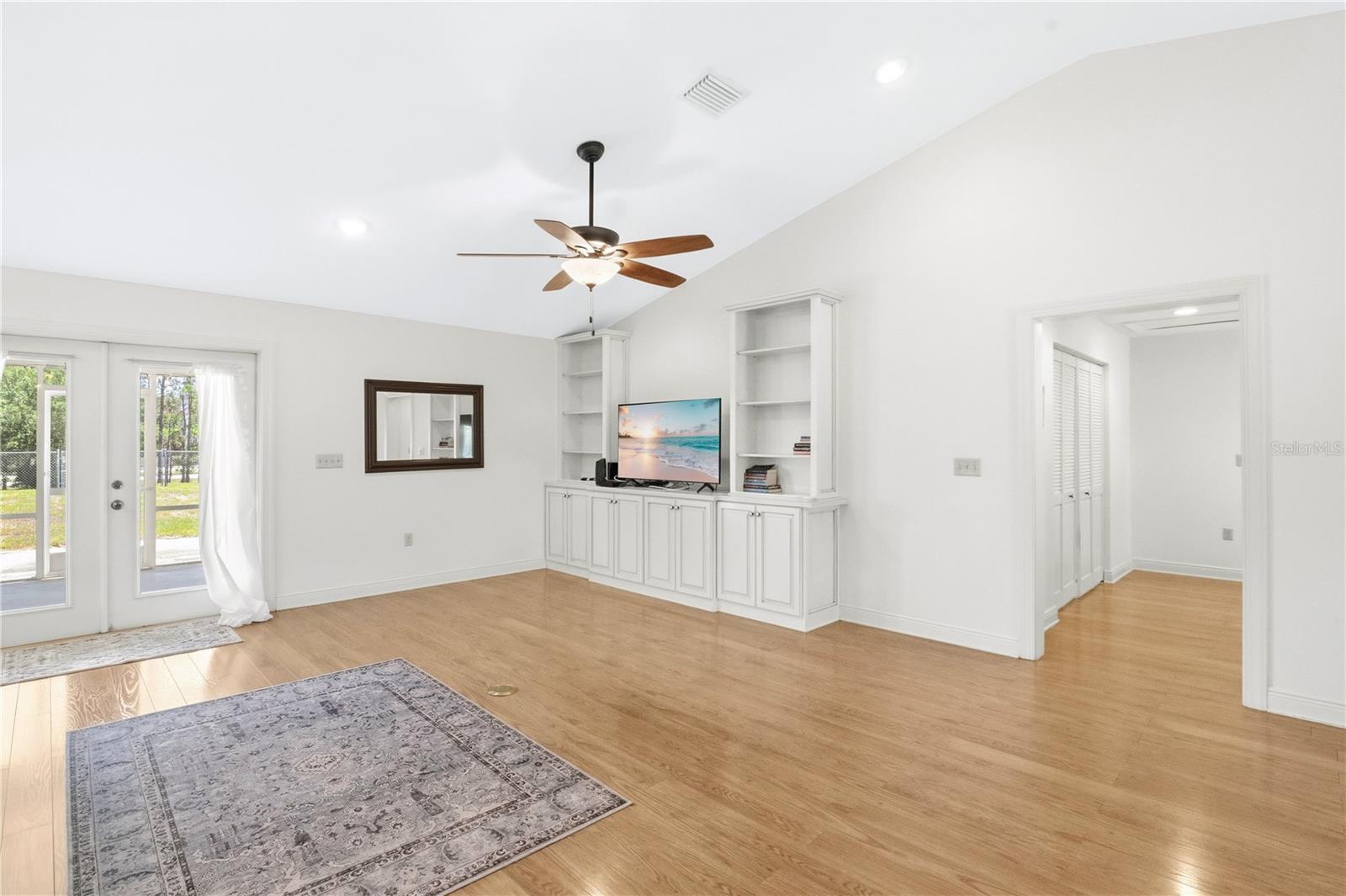 2105 CLUBHOUSE RD, LAKELAND, FL, 33813