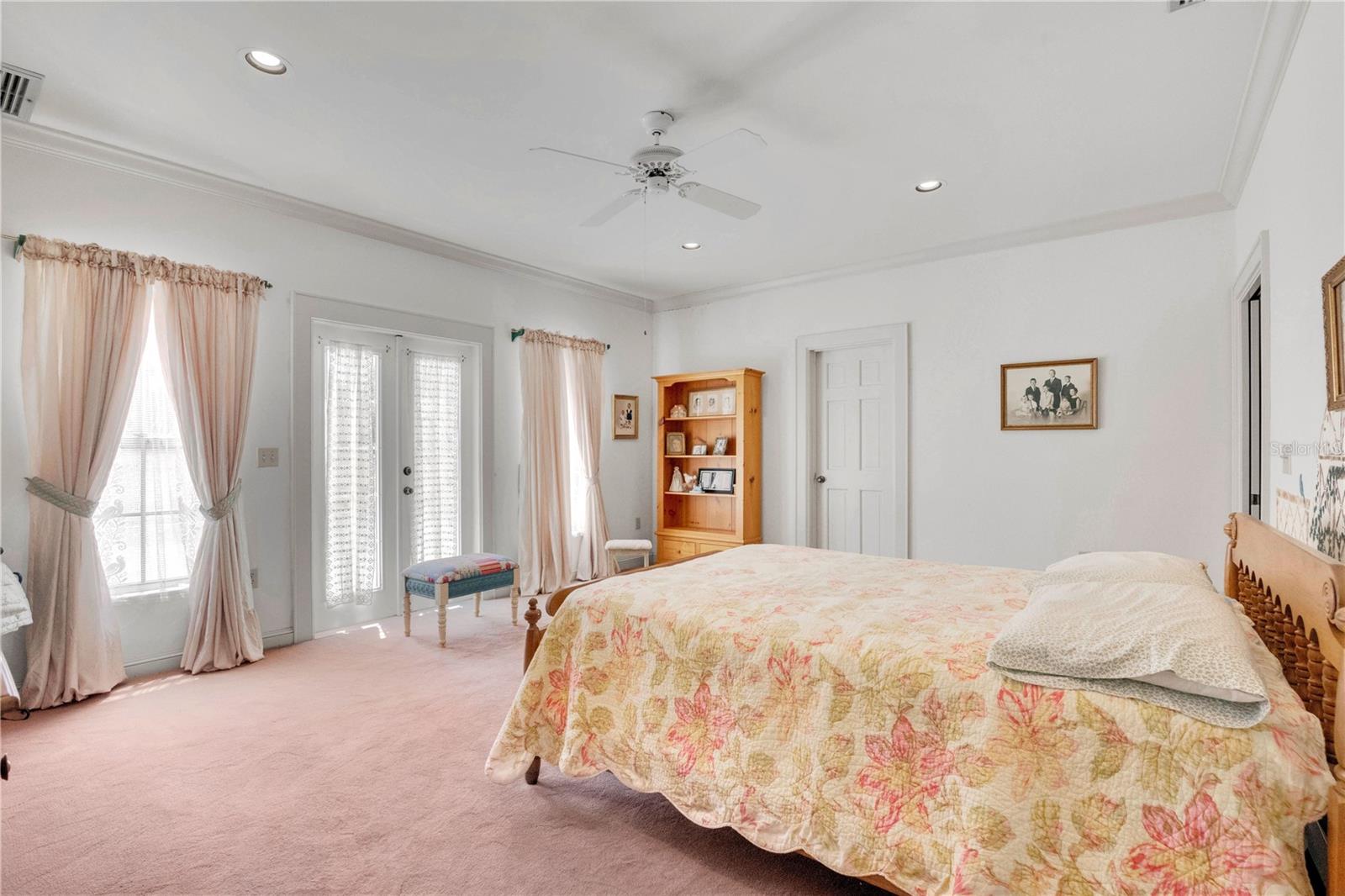 2105 CLUBHOUSE RD, LAKELAND, FL, 33813