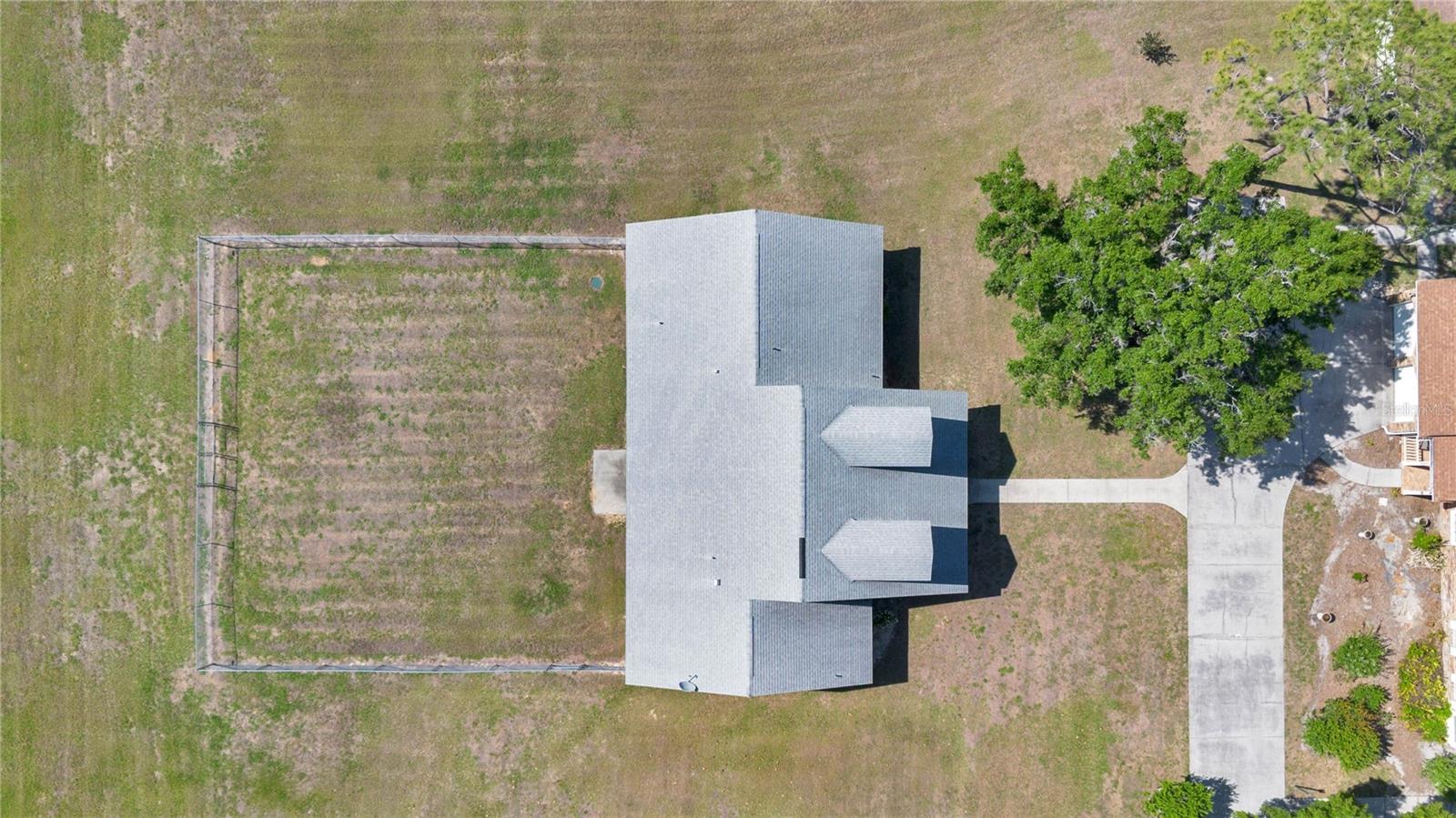 2105 CLUBHOUSE RD, LAKELAND, FL, 33813