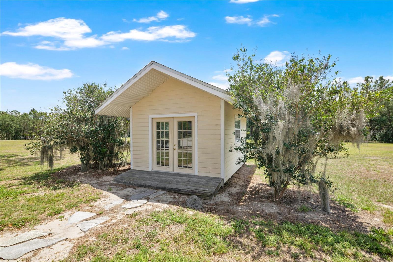 2105 CLUBHOUSE RD, LAKELAND, FL, 33813