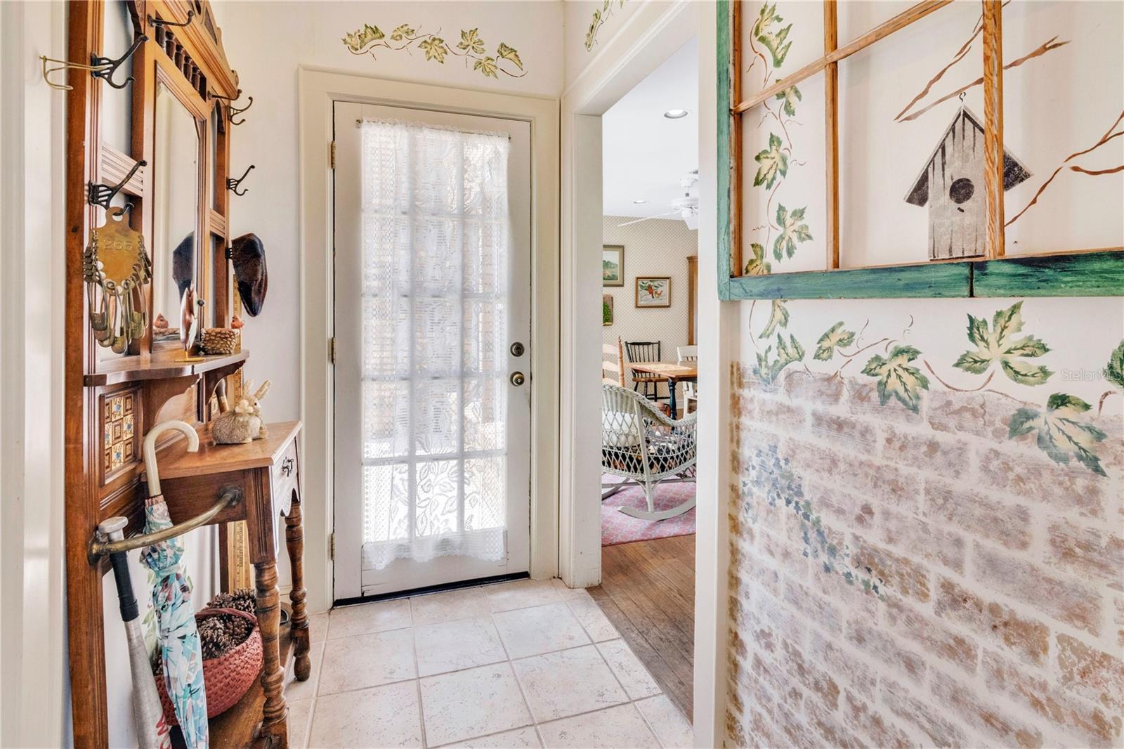 2105 CLUBHOUSE RD, LAKELAND, FL, 33813