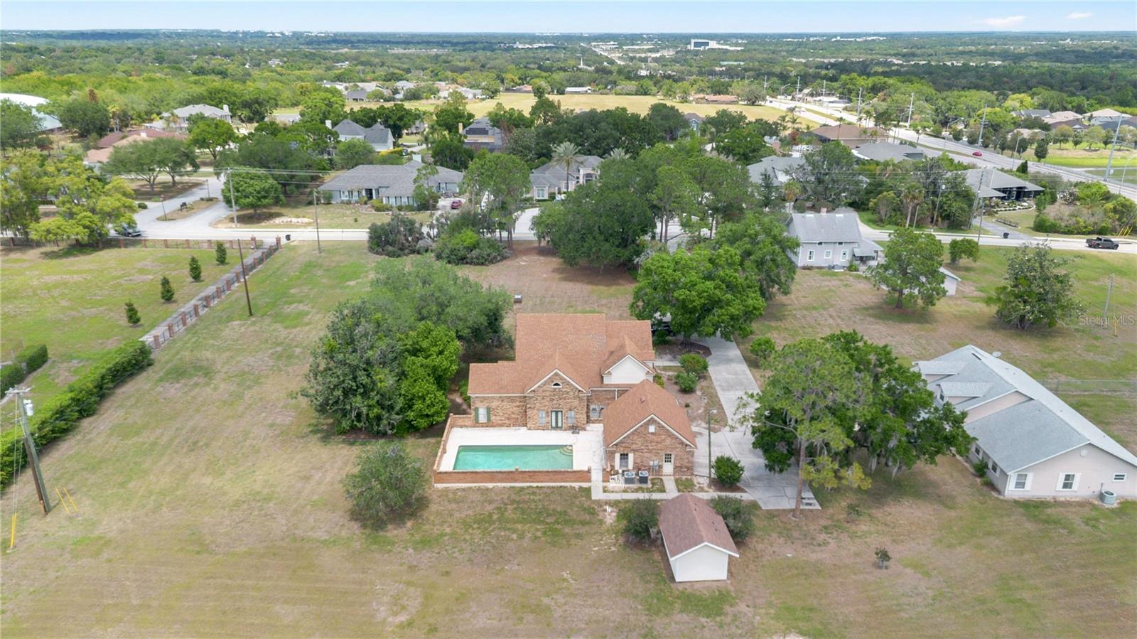 2105 CLUBHOUSE RD, LAKELAND, FL, 33813