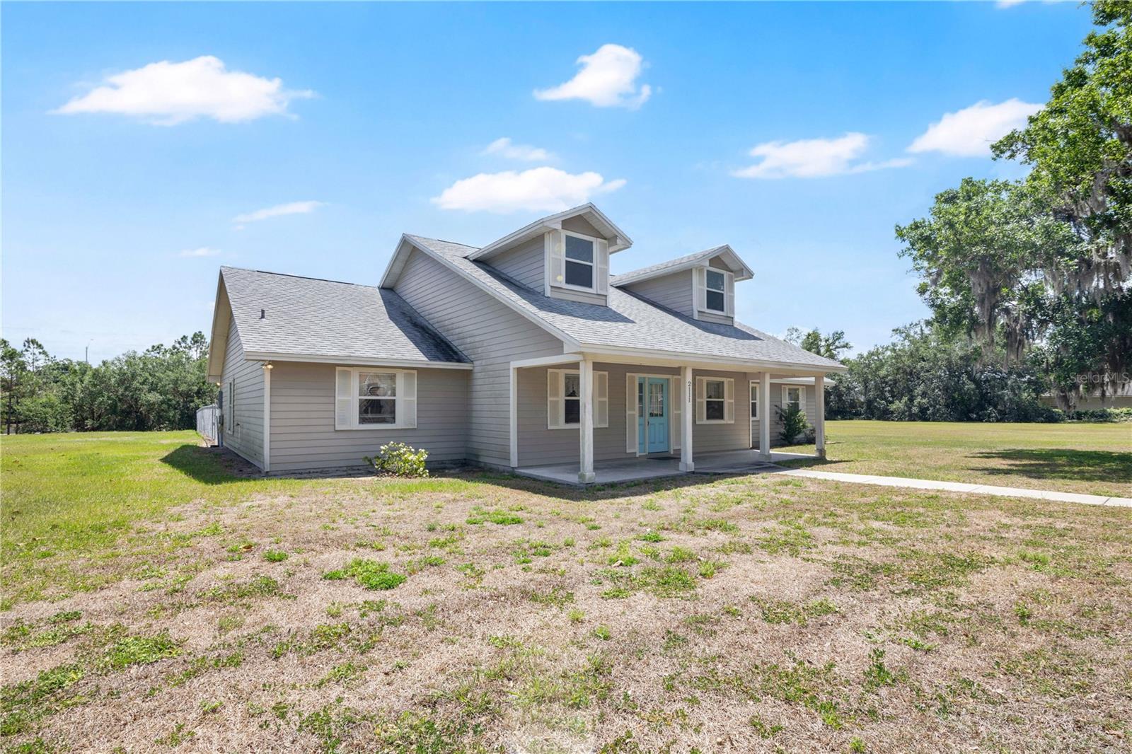 2105 CLUBHOUSE RD, LAKELAND, FL, 33813