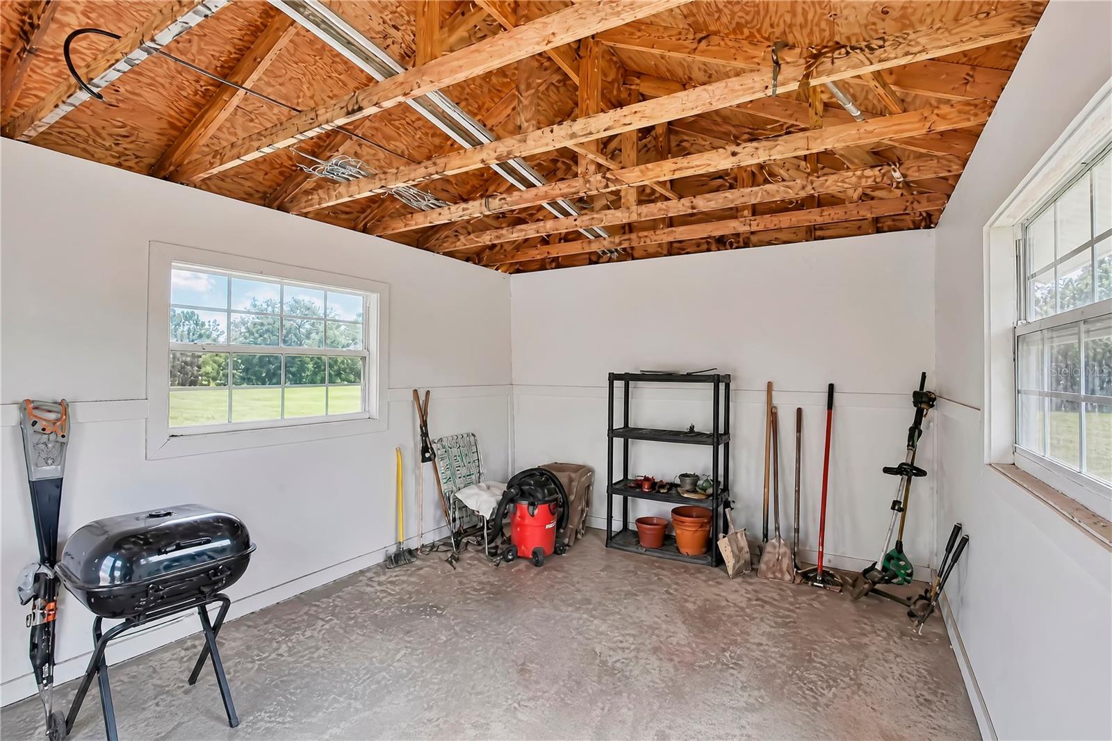 2105 CLUBHOUSE RD, LAKELAND, FL, 33813