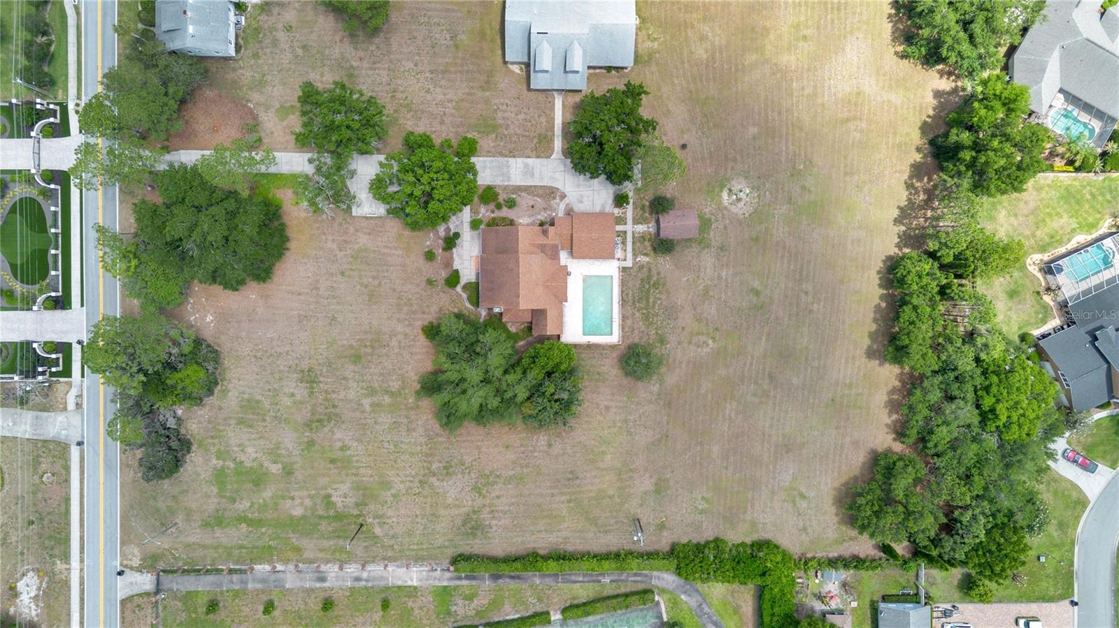 2105 CLUBHOUSE RD, LAKELAND, FL, 33813