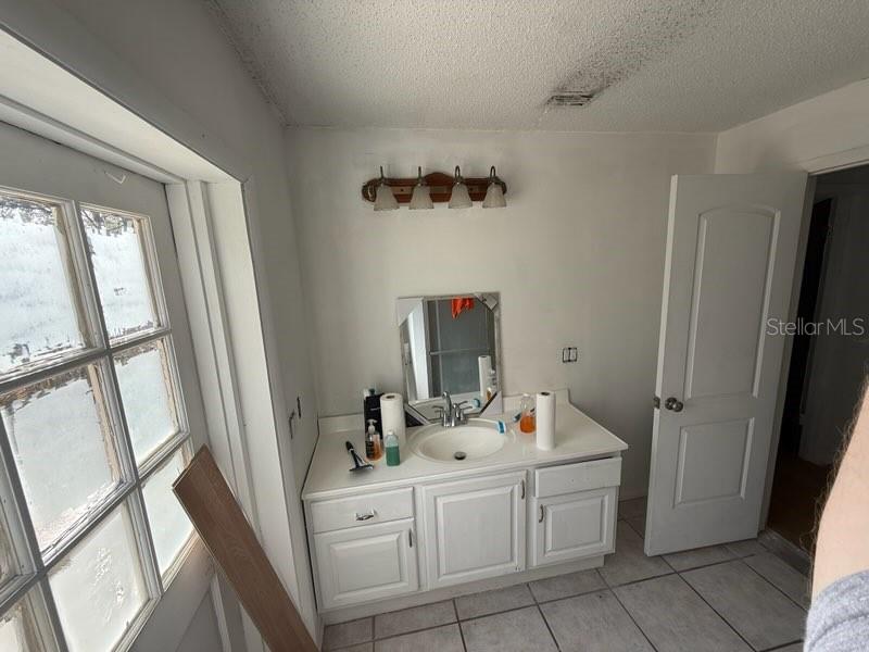 684 STRATFORD DR, DELAND, FL, 32724